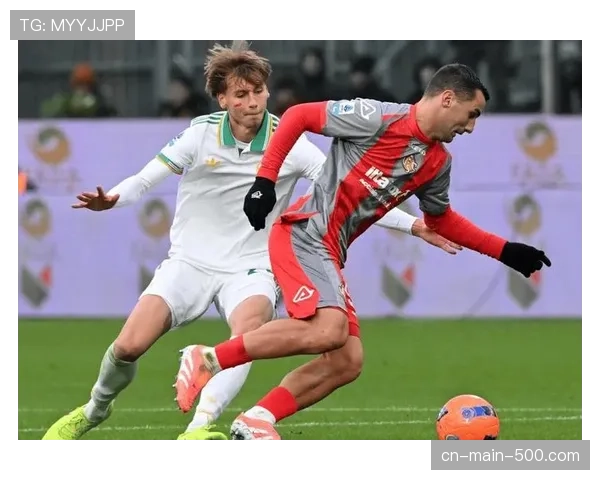 扑救榜:那不勒斯门将梅雷特以98次扑救暂列第一 扑救榜:那不勒斯门将梅雷特以98次扑救暂列第一