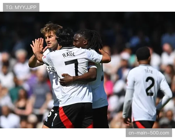 英超-埃弗顿2-1逆转莱斯特城,勒温头球绝杀,太妃糖逃离降级区 英超-埃弗顿2-1逆转莱斯特城,勒温头球绝杀,太妃糖逃离降级区